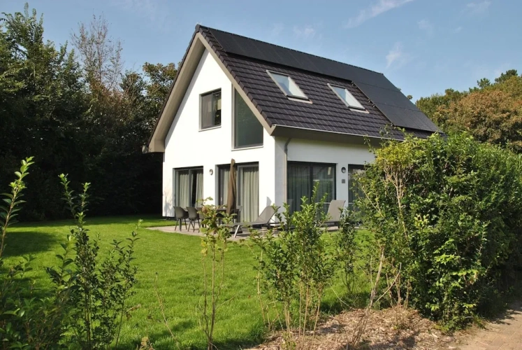 3 Bedrooms Cottage