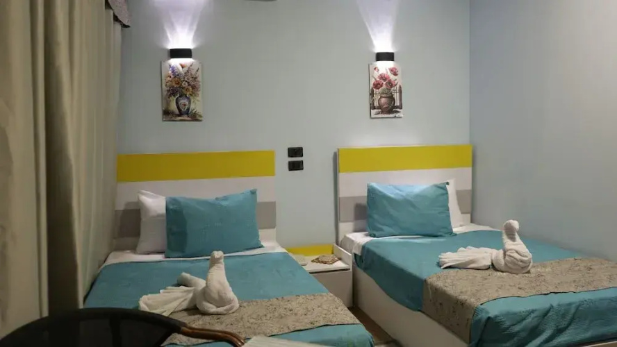 Good Season Hotel