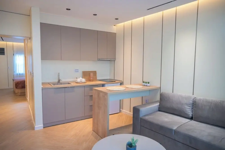 Family Apartment with balcony and with city view
