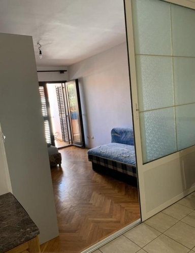 3 Bedrooms Apartment