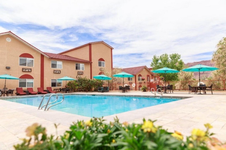 Aarchway Inn photo 13