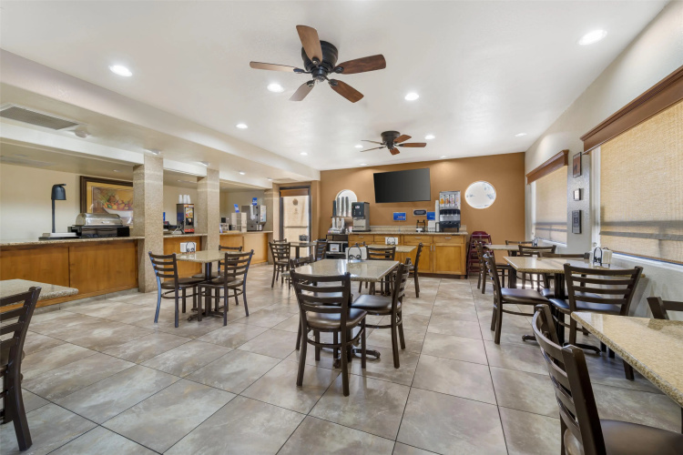 Best Western Cottonwood Inn photo 23