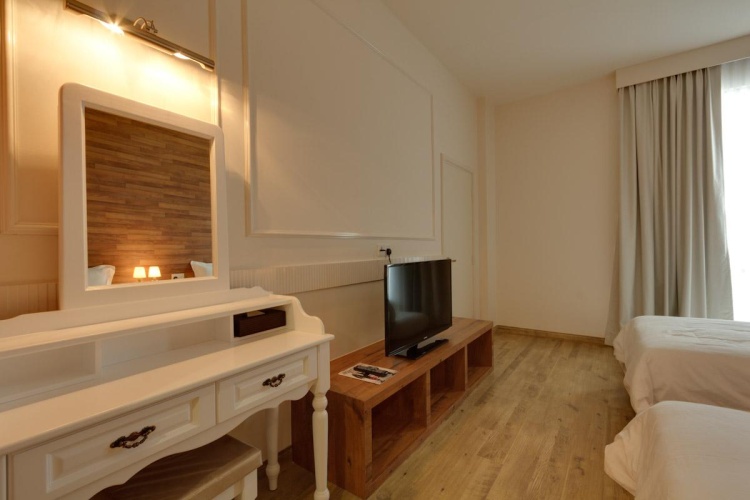 Premier Twin room