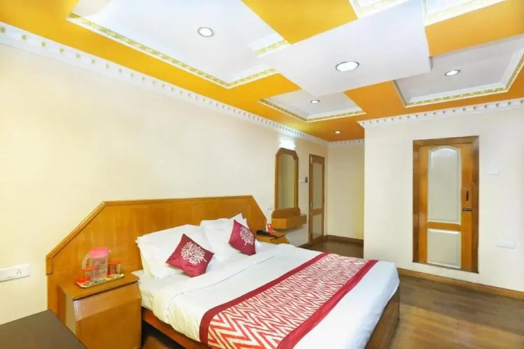 Hotel Gurupriya