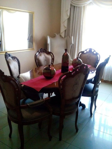 Lolos Bed & Breakfast