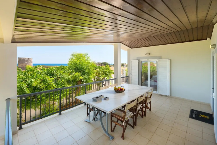 Villa Euphoria