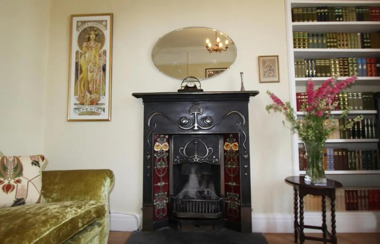 81 Eastgate