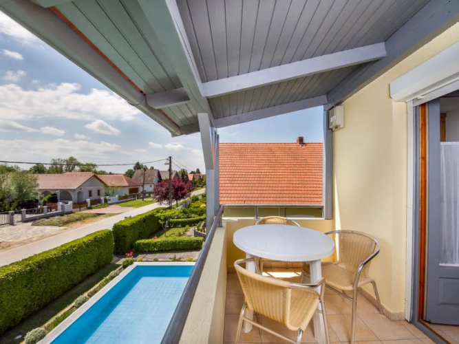 Apartment Cate Balatonmariafurdo