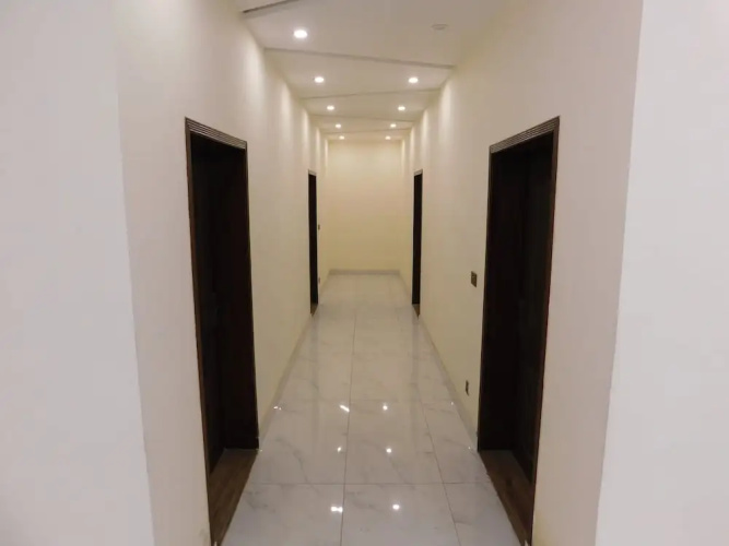 Empire Hotel