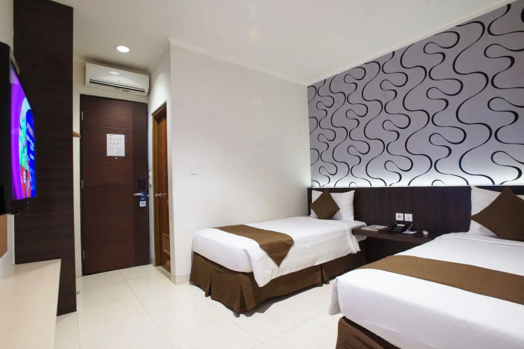 Hotel 88 Embong Kenongo by WH
