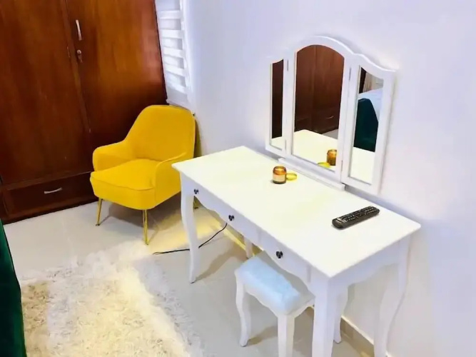 1677 Mayfair Apartment