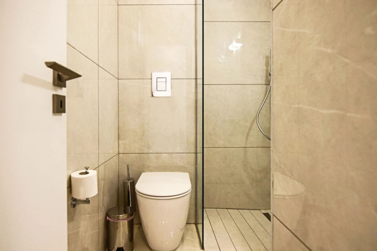Phaedrus Living: Seaside Executive Flat Harbour 204