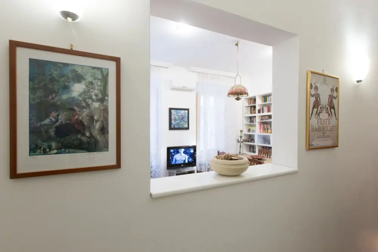 Susanna Home