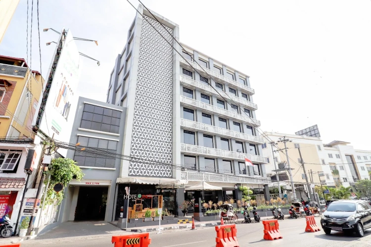 Superior Double room with city view