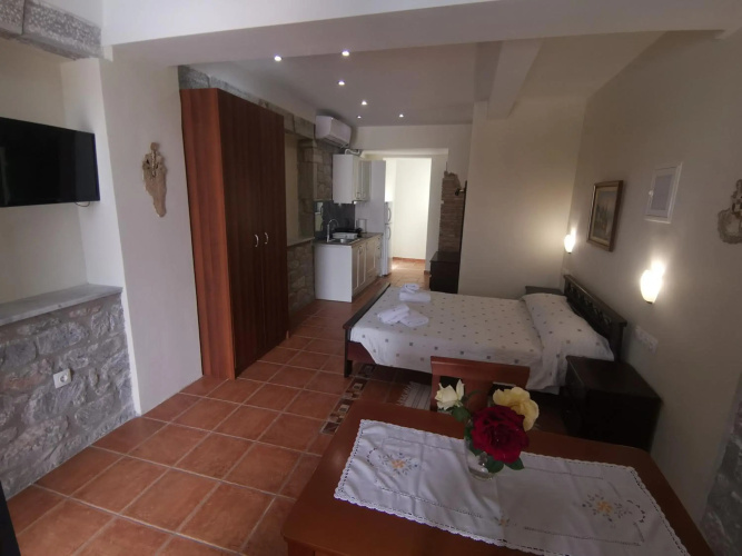 Taletos Apartments