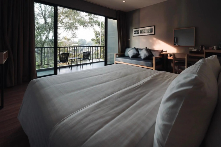 Riverawan Hotel (SHA Plus+)