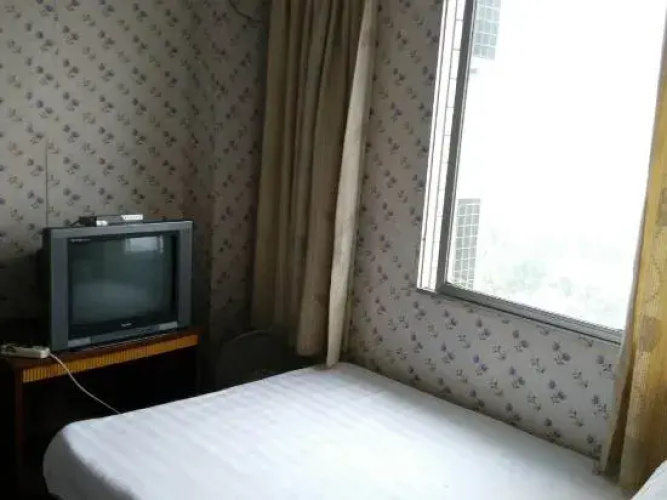 Taihui Business Hostel