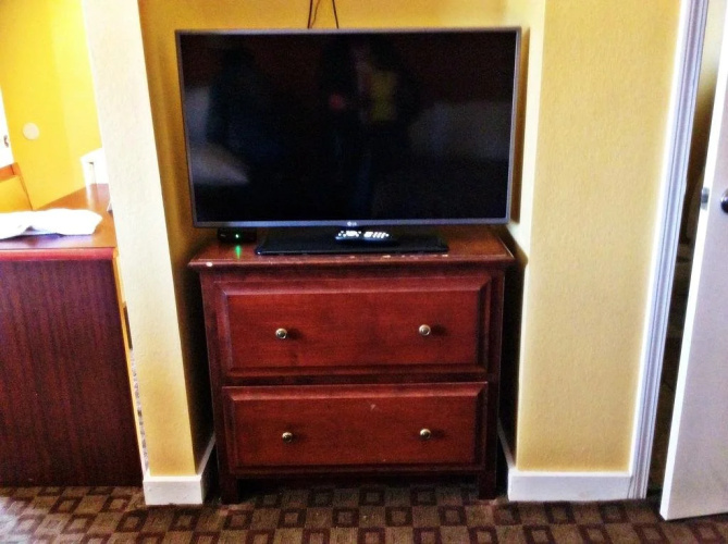 Economy Inn