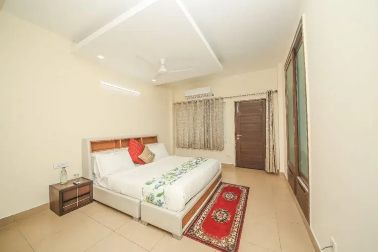 Luxury 3 Bedroom's Apartment