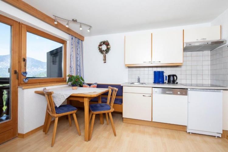 1 Bedroom Apartment with balcony