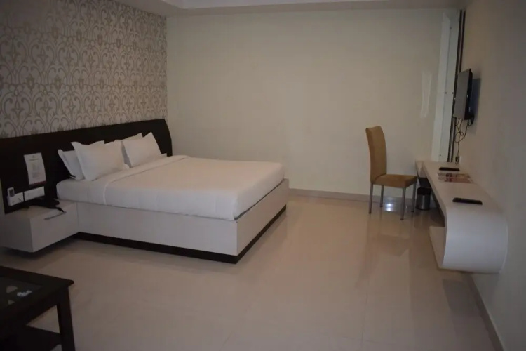 Hotel Aksharadha