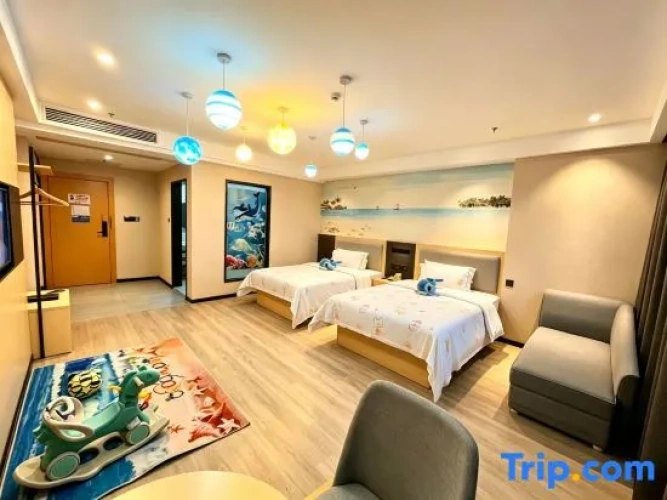Standard Twin Family room