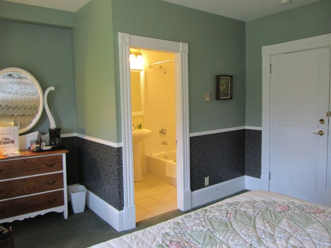 The Harbourview Inn