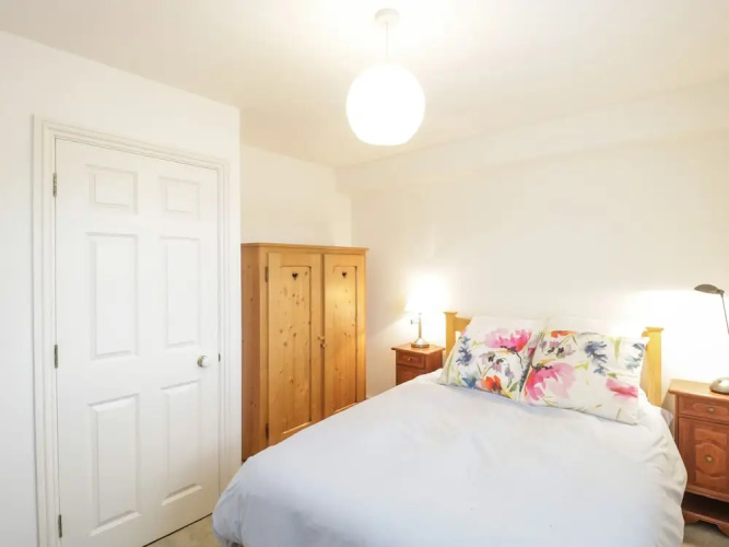 14 Lyme Mews