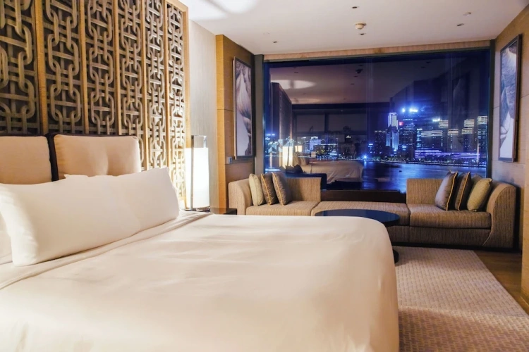 Deluxe Riverside Retreat Double room
