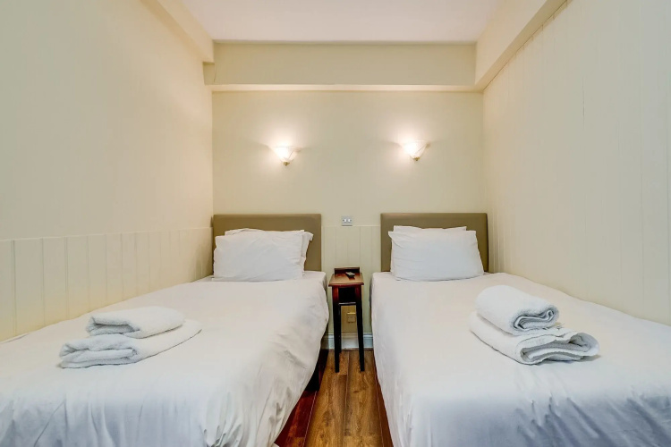 Astoria Hotel