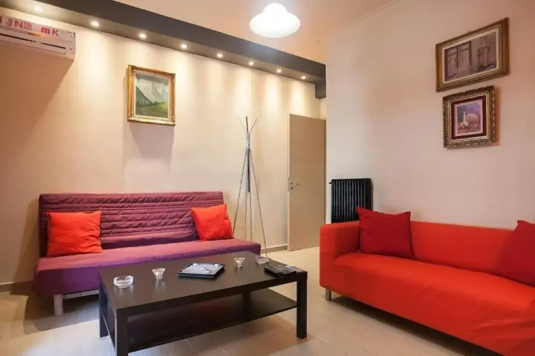 Lovely 4 Double Bed Flat