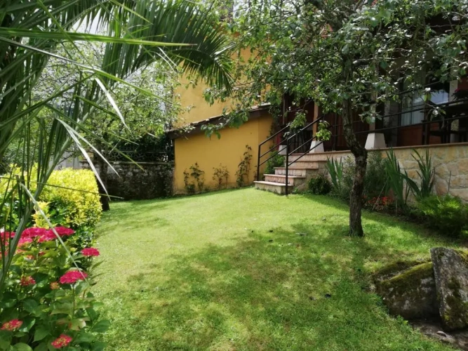 3 Bedrooms Cottage