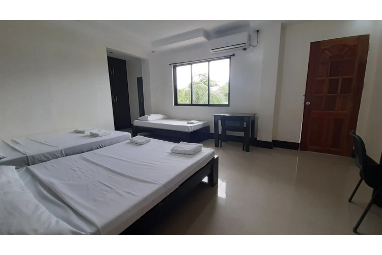 Adelaida Pensionne Hotel