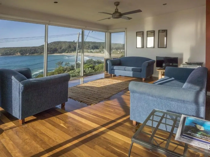 4 Bedrooms Cottage