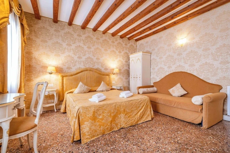 Classic Double room