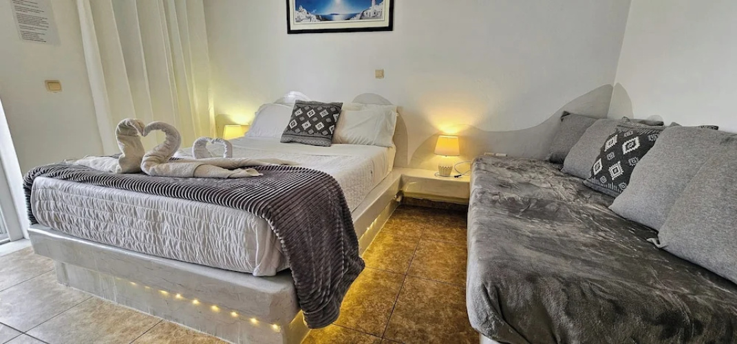 Room in Studio - Pleasure Studios2 Peson 3
