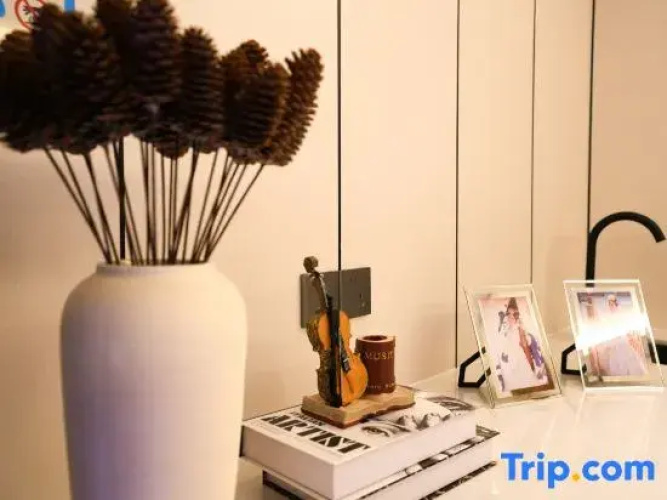 Yunfan Smart Cinema B&B