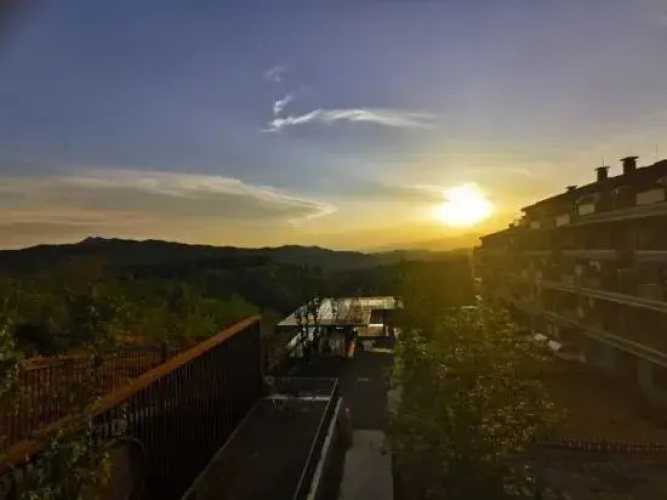 V-Live Wtown Resorts