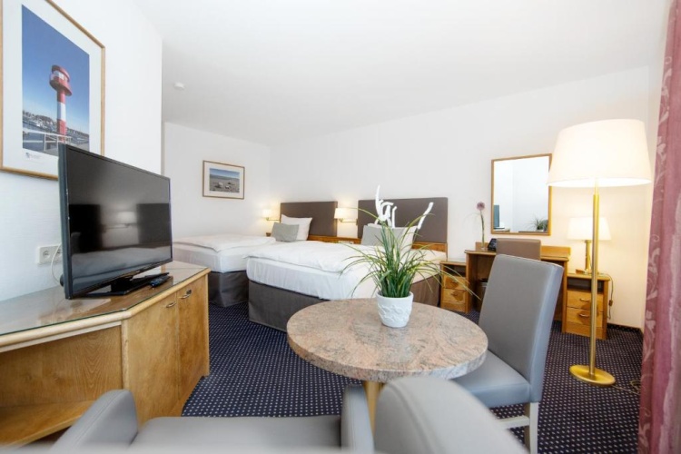 Standard Double room with view