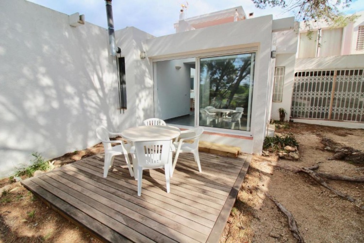2 Bedrooms Cottage