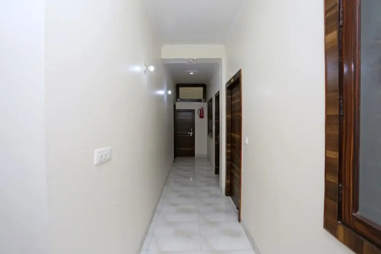 Goroomgo  Sukhman International Amritsar