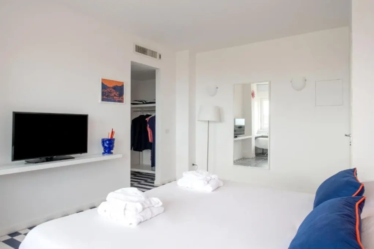 Deluxe Triple room