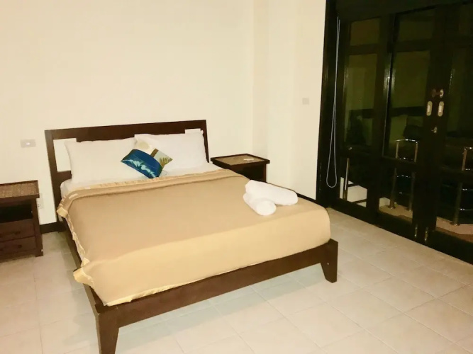 3 Bedroom Villa Beach Front Resort TG21