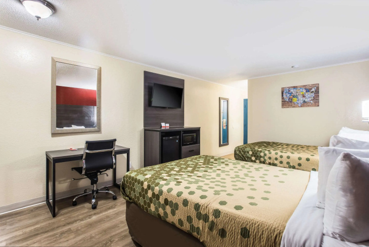 Econo Lodge photo 6