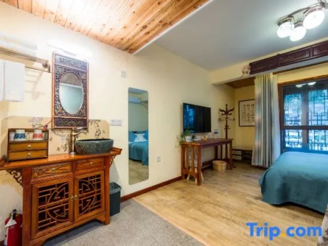 Double Suite with water view