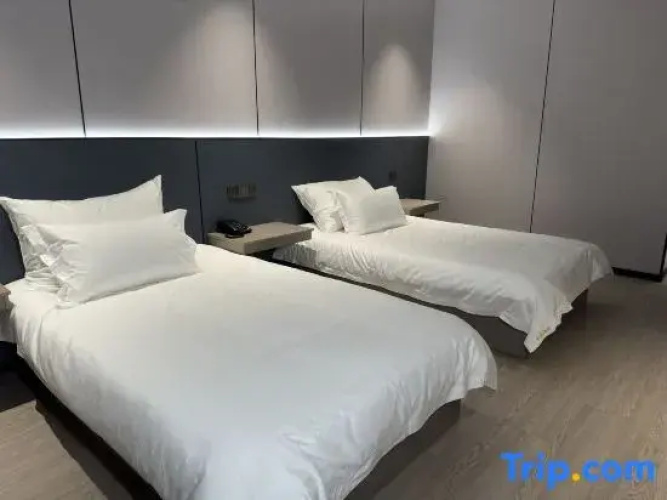 Yixing Hotel