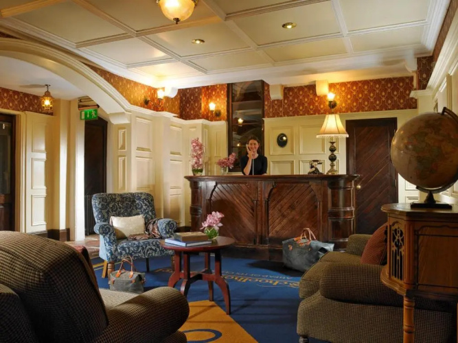 Schoolhouse Hotel