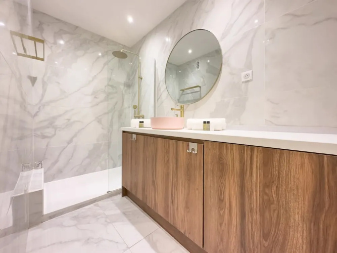 Le Palm in Cannes With 1 Bedrooms and 1 Bathrooms