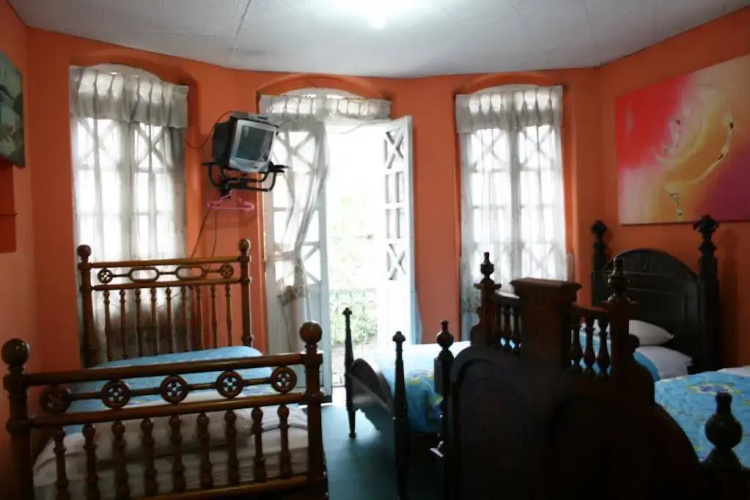 Hostal El Portal