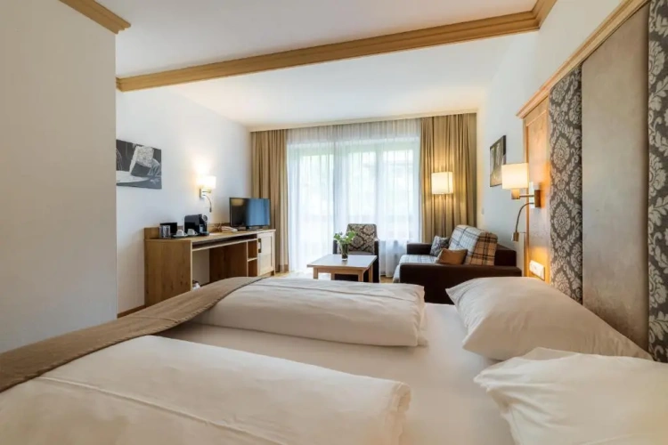 Deluxe Double room with balcony
